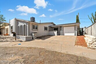 Building Photo - 3911 Quasar Ct