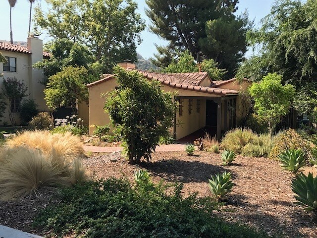 Foto principal - Gorgous Spanish Stlyle Home in Glendale's ...