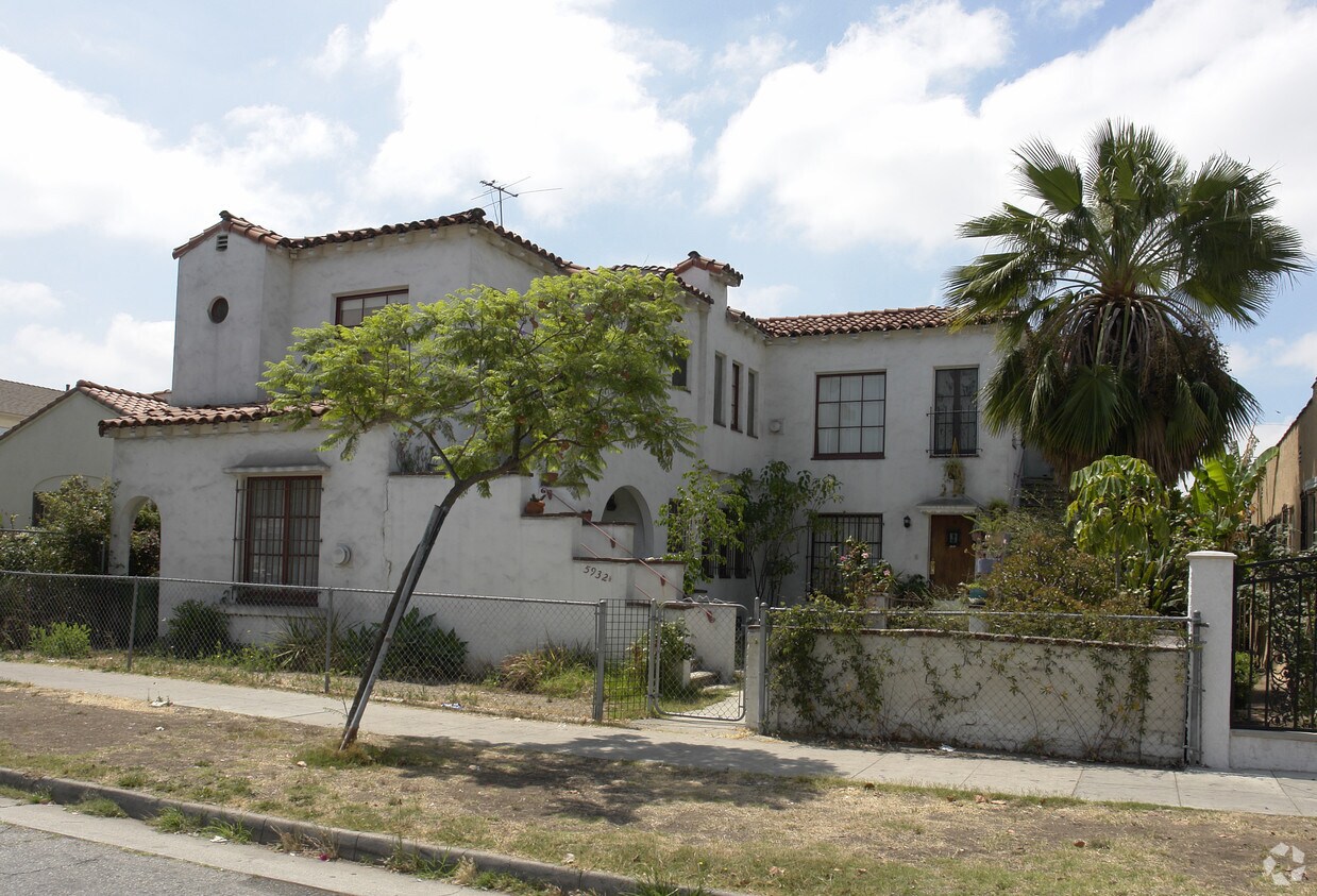 Primary Photo - 5930 Willoughby Ave