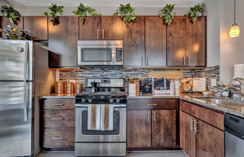 Foto principal - 240 E Illinois St