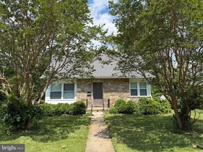 Building Photo - 3506 Millvale Rd