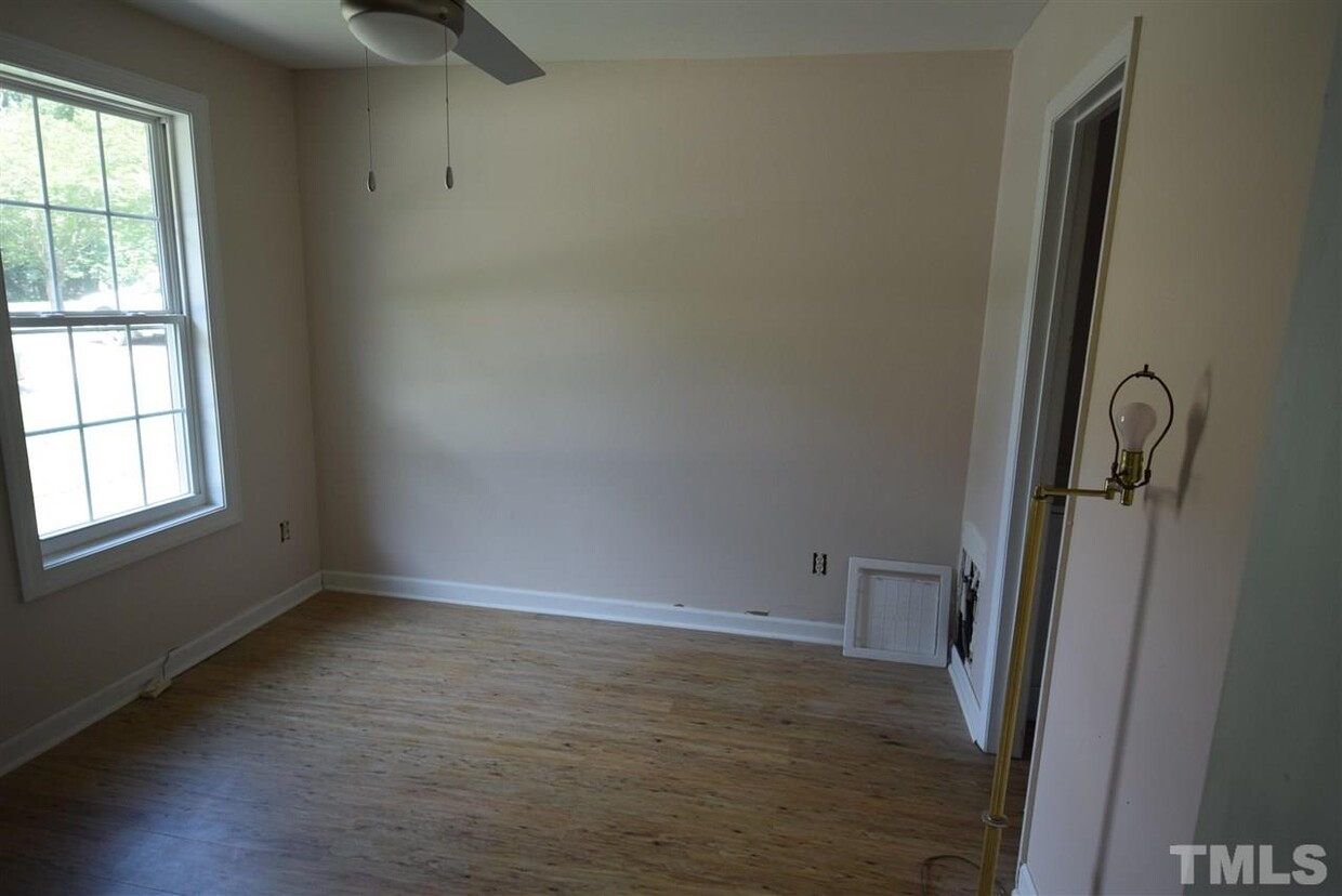 Foto del edificio - 2620 Stewart Dr