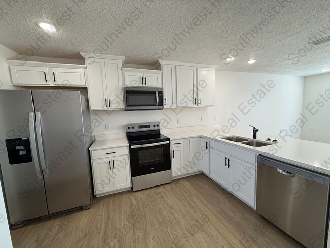 Building Photo - 3509 Ethan Ave