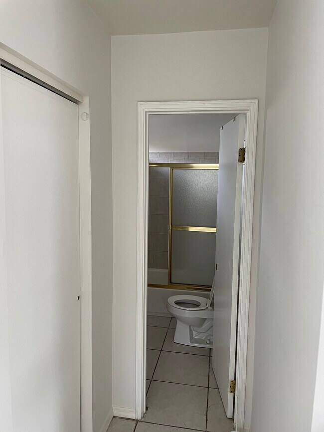 1212 Sanborn Ave, Los Angeles, CA 90029 Apartments Los Angeles, CA