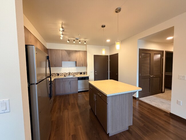 Foto del edificio - 580 8th Ave NE