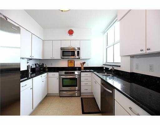Building Photo - 1250 S Miami Ave