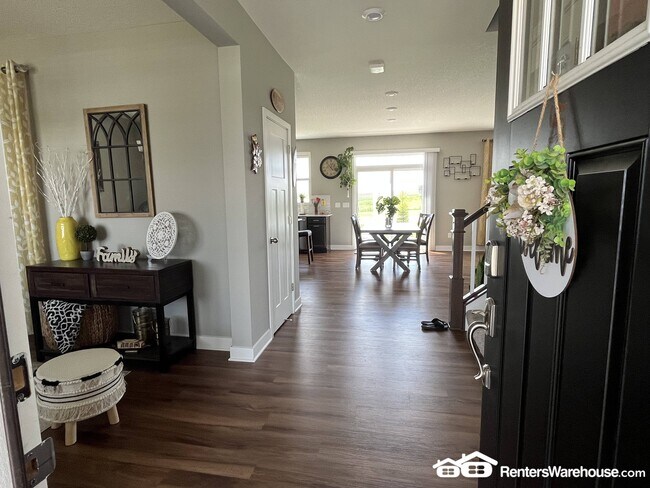 Foto del edificio - 18394 Greenstone Way