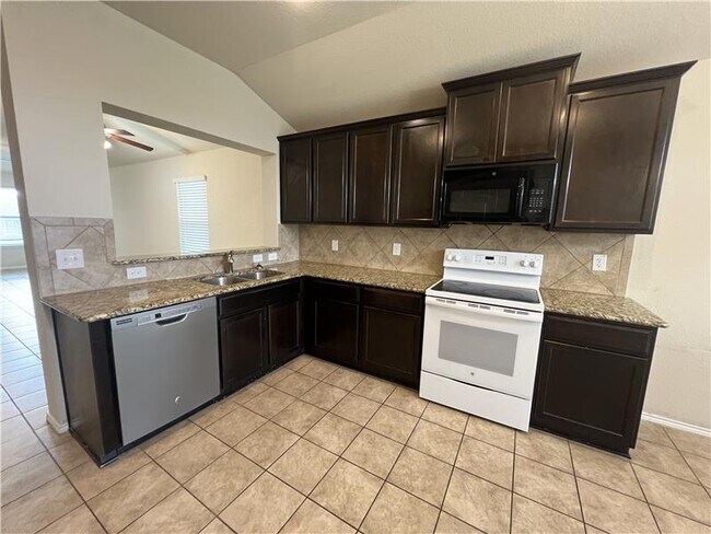 Foto del edificio - 1314 Briscoe Ct
