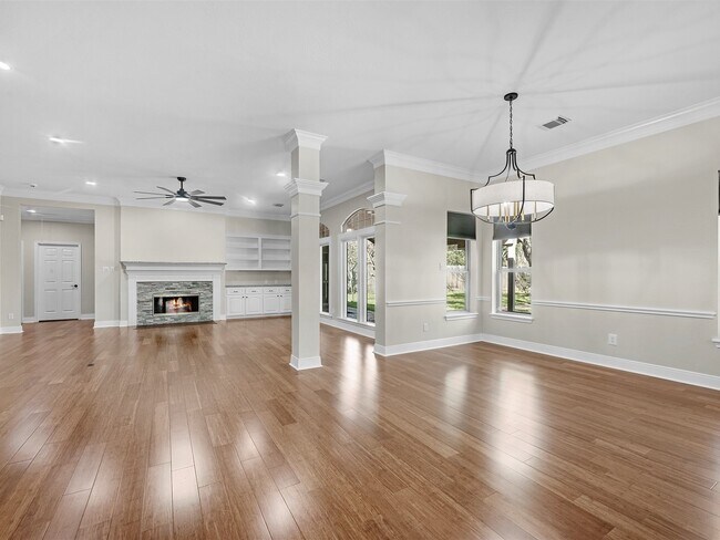 Foto del edificio - 2715 Penmere Ct