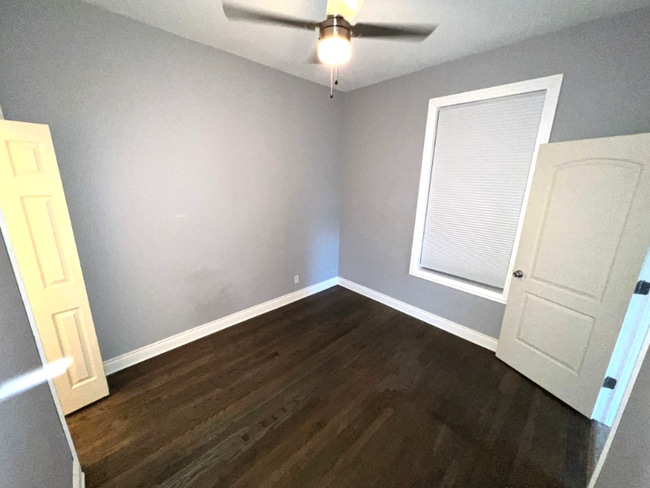 Foto del edificio - 3105 W Diversey Ave