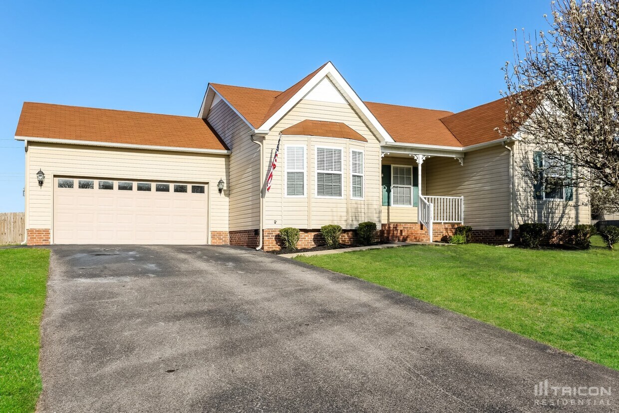 Foto principal - 1605 Mary Ct