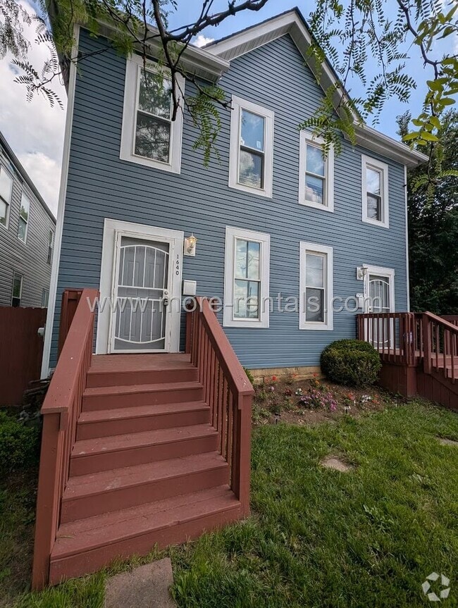 Building Photo - 1642 S High St
