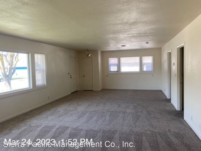 Building Photo - 3 br, 2 bath House - 941 Fourth Street