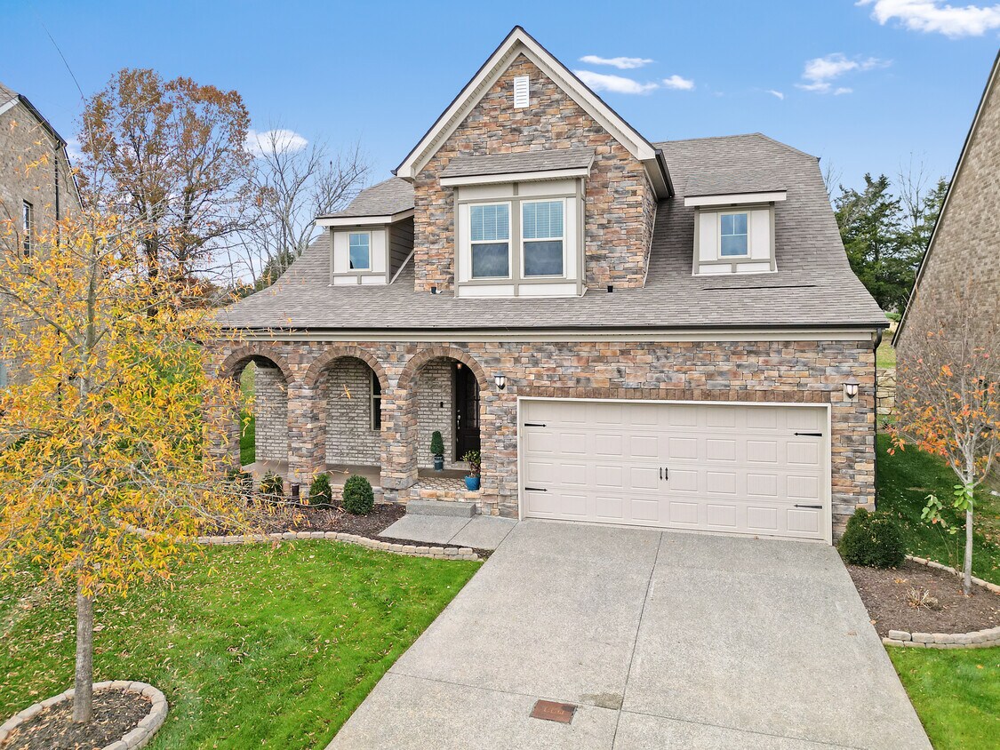 1712 Boardwalk Pl, Gallatin, TN 37066 House Rental in Gallatin, TN