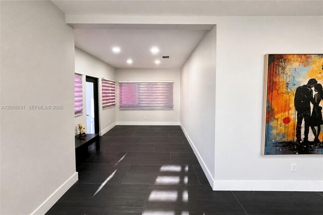Foto del edificio - 68 NW 47th St