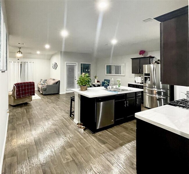 Building Photo - 5602 Havenwood Creek Ct