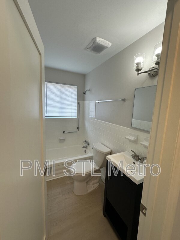 Foto del edificio - 4615-4617 Virginia Ave