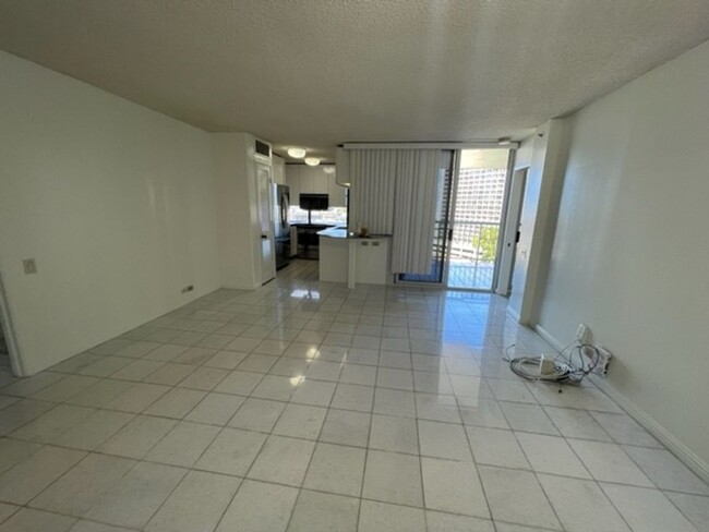 Foto del edificio - Honolulu Park Place - 2 Bedroom, 2 Bathroo...