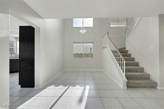 Foto del edificio - 7333 Sunspot Dr