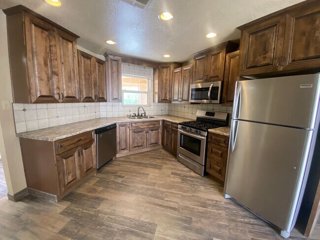 Foto del edificio - Adorable Home Centrally located in Loma He...