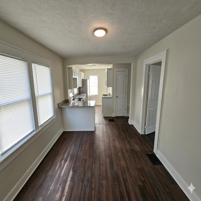 Foto del edificio - 1719 Dawson St