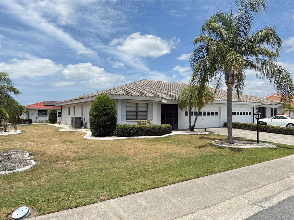 Primary Photo - 1602 Woodmar Dr