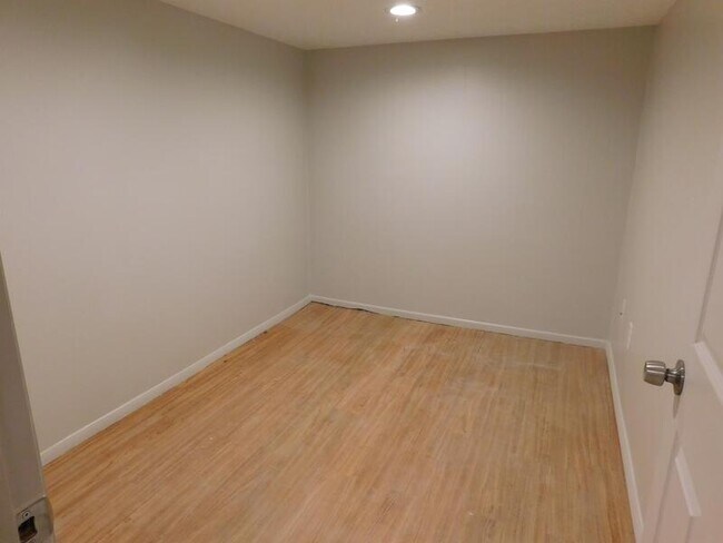 Foto del edificio - 625-1300 S 1300 E