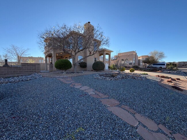Foto del edificio - 2 Bedroom Home Available on Cul-De-Sac with Bosque Trail Access in Rivers Edge Rio Rancho!