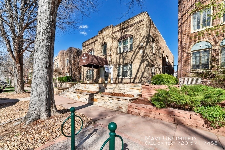 Primary Photo - 1226 N Marion St