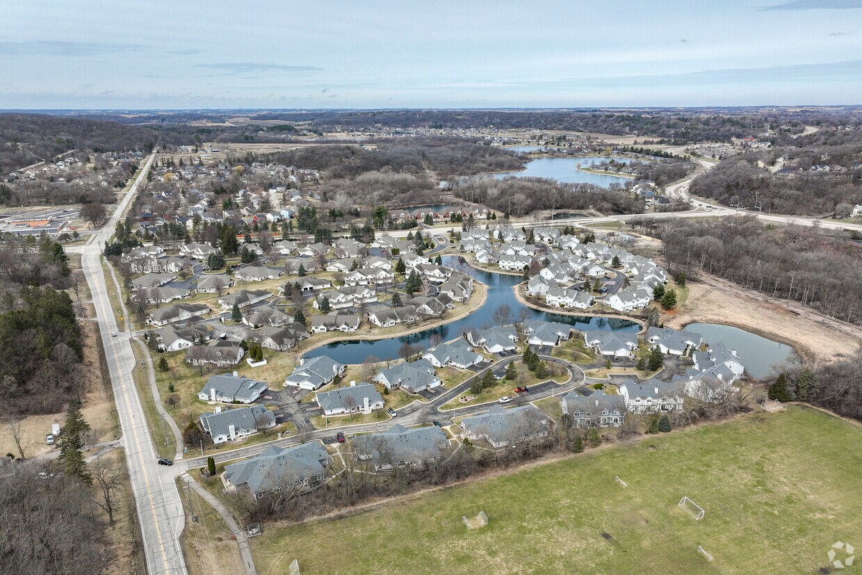 Aerial Photo - Waterford Place