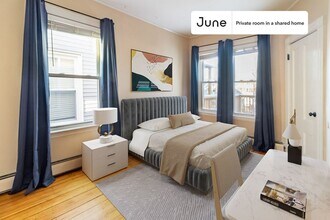 Building Photo - Room in Shared 4 bed/1 bath home