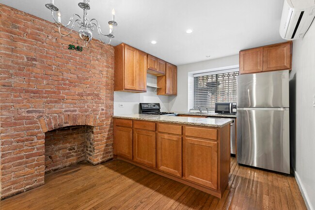 Foto del edificio - 250 E 33rd St