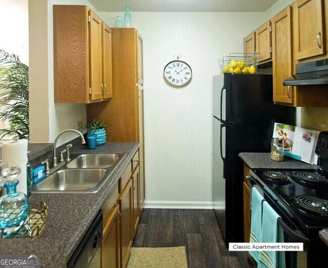 Foto del edificio - 100 Akers Ridge Dr SE