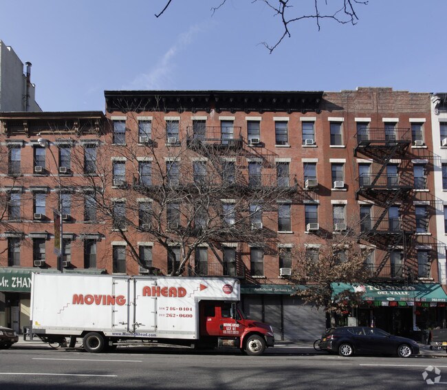 Building Photo - 661 Tenth Ave