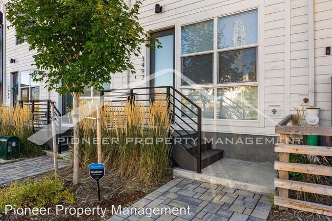 Foto del edificio - 3 br, 2.5 bath House - 3492 W 12th Ave