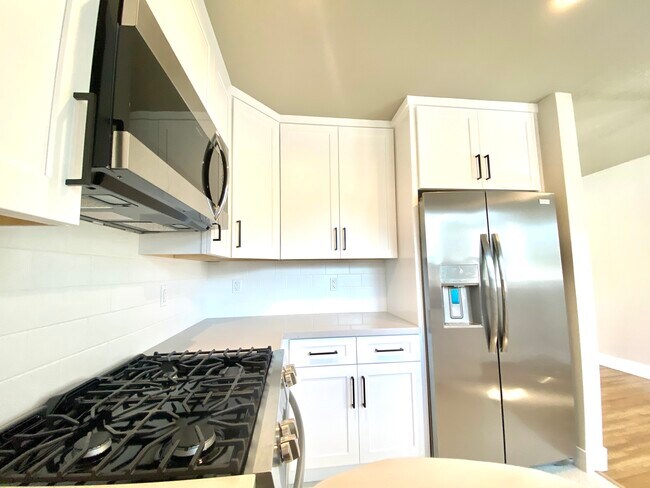 Cocina - 722 W Palm Ave