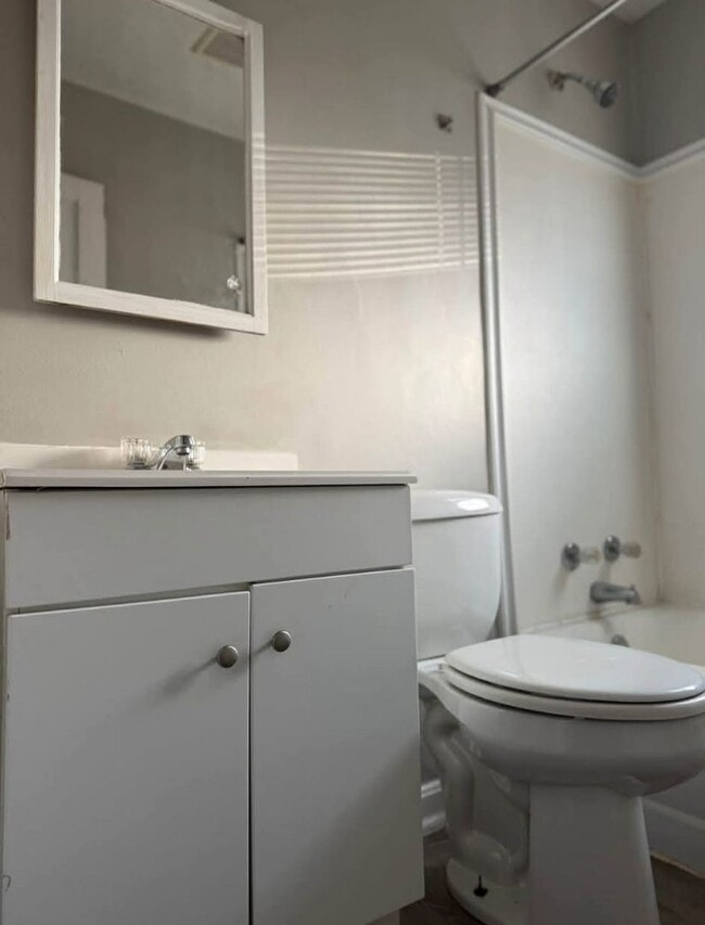 Photo - 2027 S 41st St Apartment