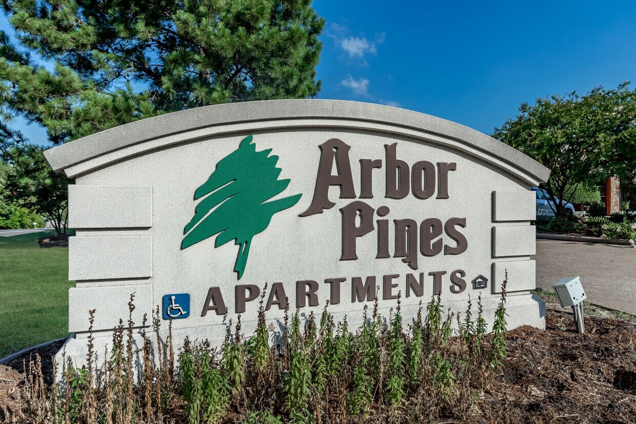Arbor Pines Apartments in Nacogdoches, TX