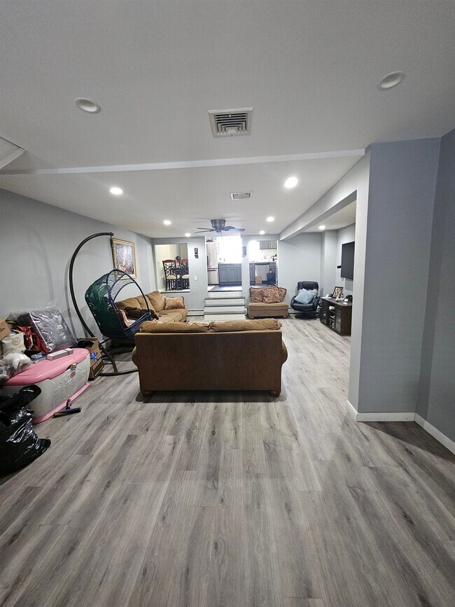 Foto del edificio - 216 Hutton St