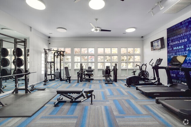 Interior Photo - Windsor at Fairlakes