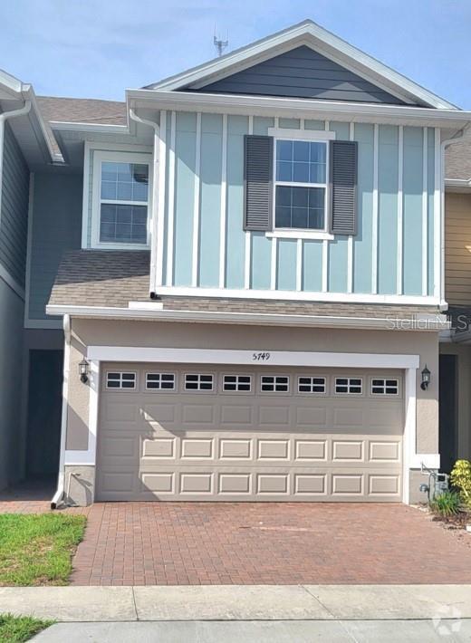 Building Photo - 5749 Skytop Dr