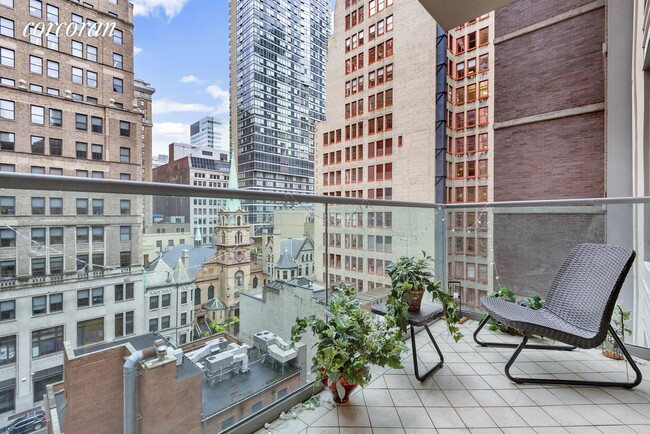 Building Photo - 143 W 30th St