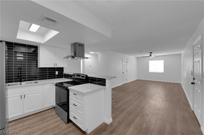 Building Photo - 3432 Aristos Ave