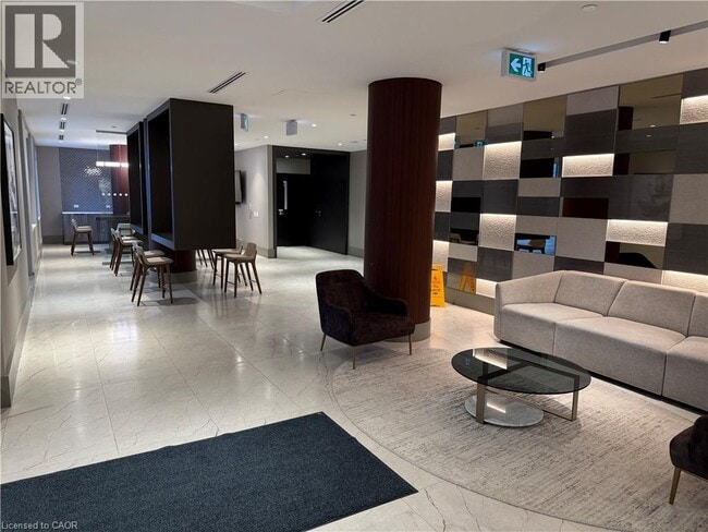 Building Photo - 55 Duke St W