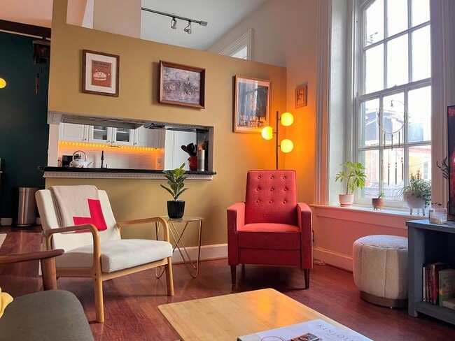 Foto del edificio - Comfortable One Bedroom Condo For Rent - C...