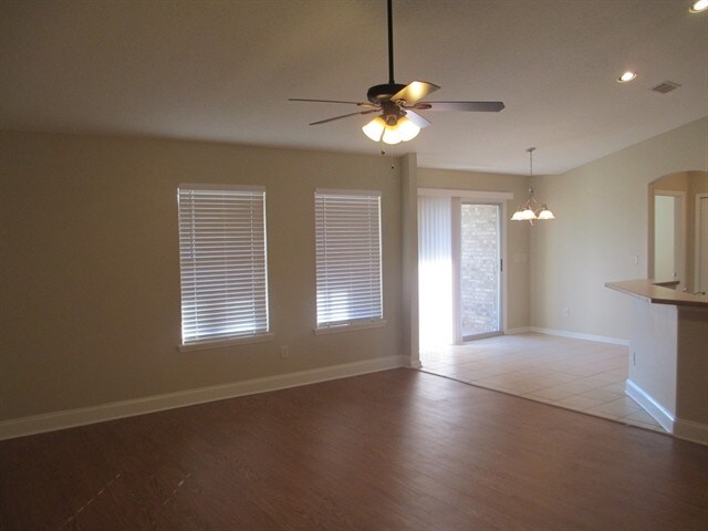 Foto del edificio - 2379 Mallory Hills Road
