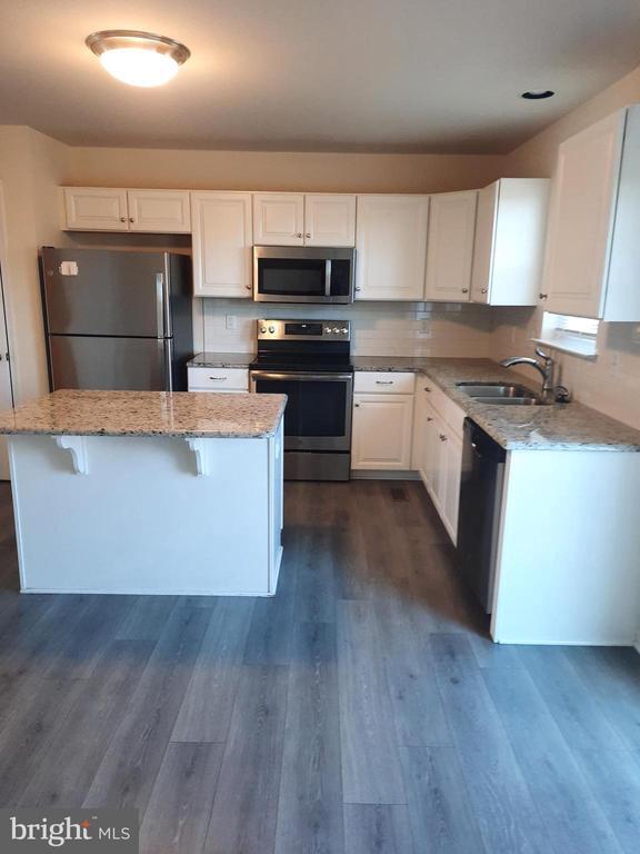 Foto principal - 831 Admiral's Quay Dr