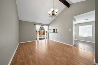 Building Photo - 9110 Longcroft Dr