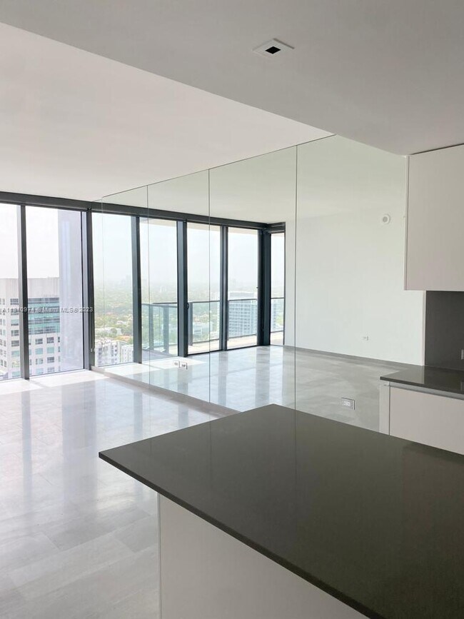 Foto del edificio - 88 SW 7th St