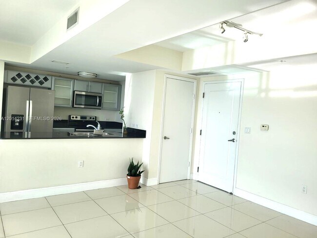 Foto del edificio - 1861 NW S River Dr